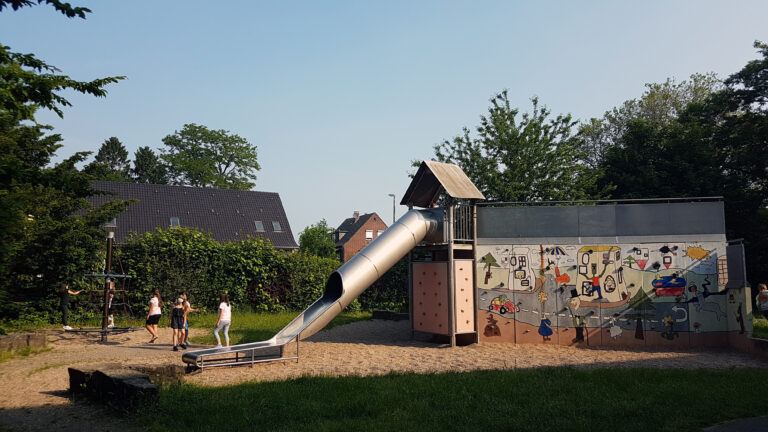 Auch hier gibt es eine große Spielelandschaft.